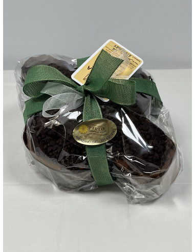 Colomba al cioccolato con gocce di cioccolato
