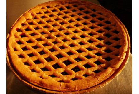 Crostata Classica con Mele, Uvetta e Cannella